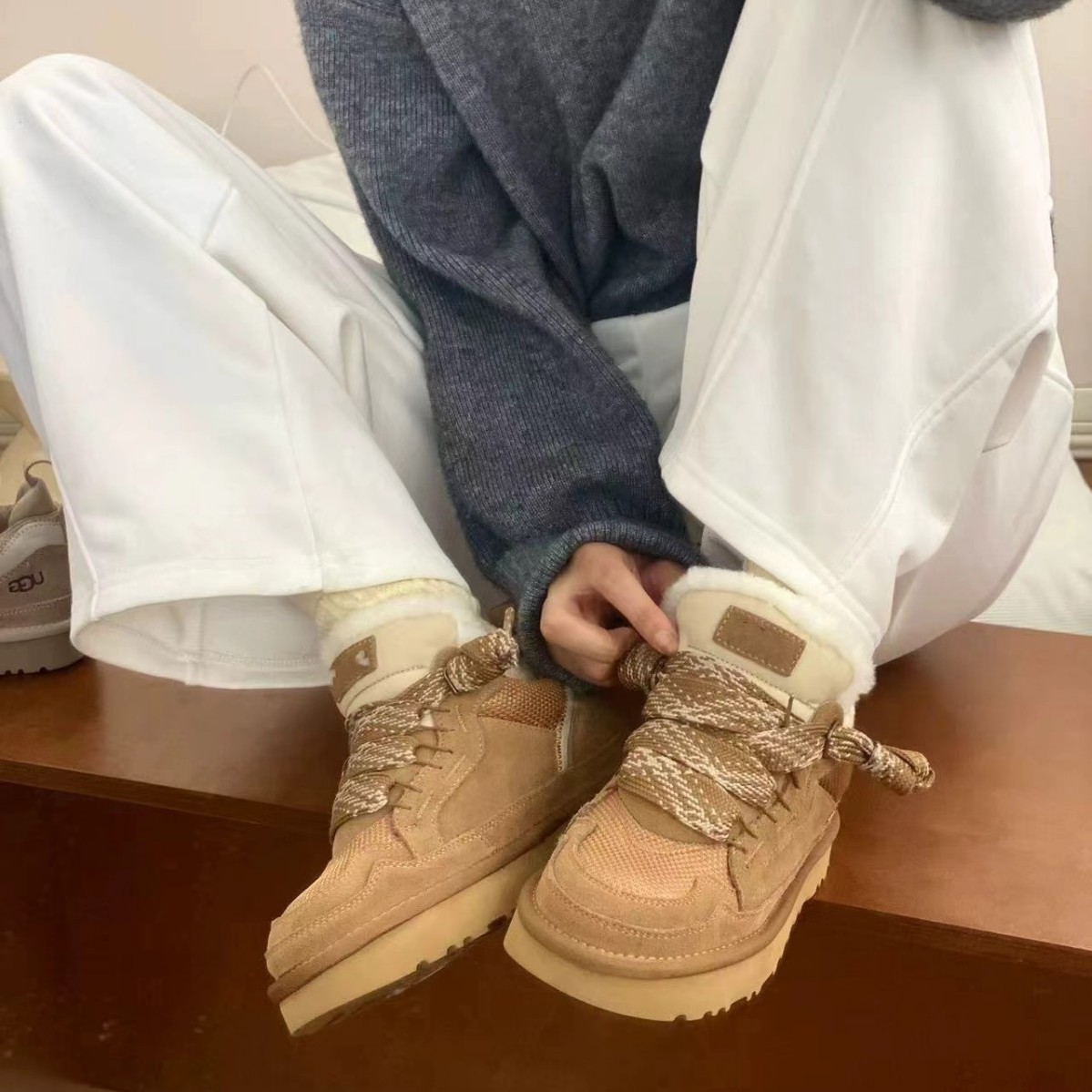 桑坡新款2024系带厚底低帮梅尔真皮雪地加绒冬季保暖加厚棉鞋