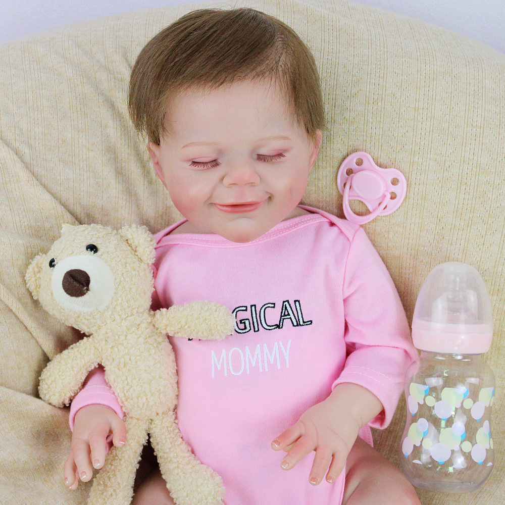 Simulación de muñecas renacidas con recambios de todo el cuerpo. Fuente de suministro de productos de comercio electrónico. Bebés lavables con agua. Muñecas transfronterizas de goma suave.