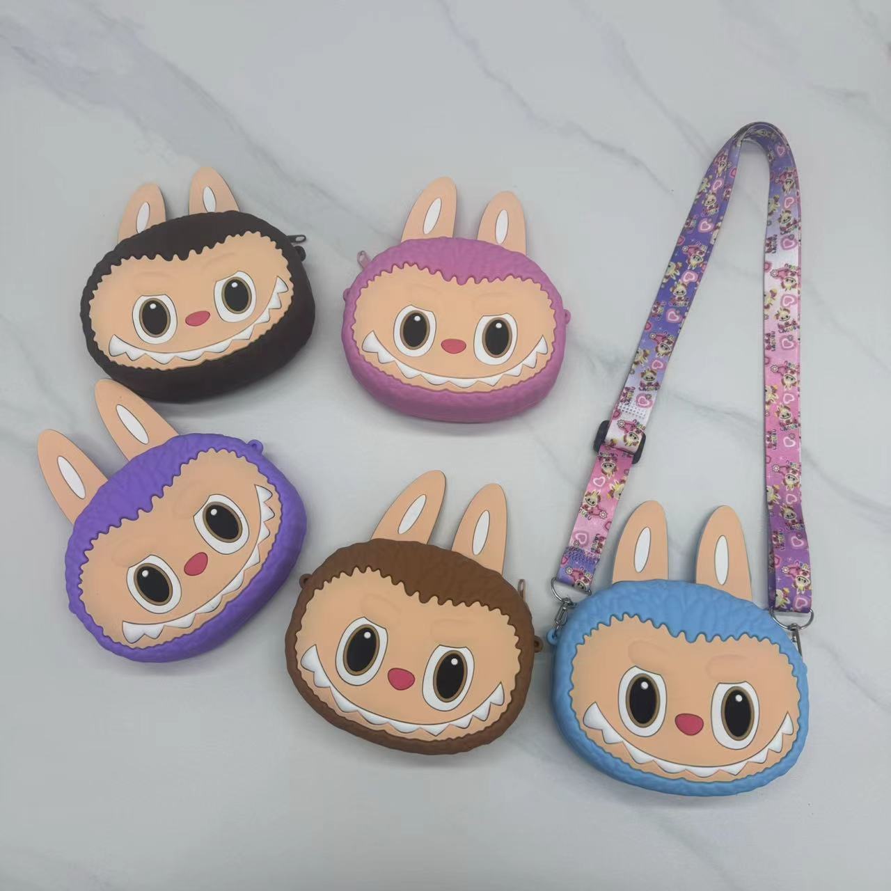 跨境拉布布硅胶包labubu可爱迷你包可爱卡通零钱包钥匙扣挂饰批-阿里巴巴