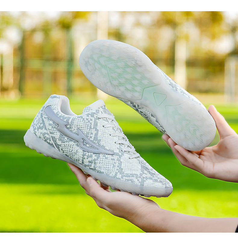 2024 New Night Glow Low Top with Broken Nails for Students, Personalized Professional Training Shoes, Anti slip and Wear_voghion.com