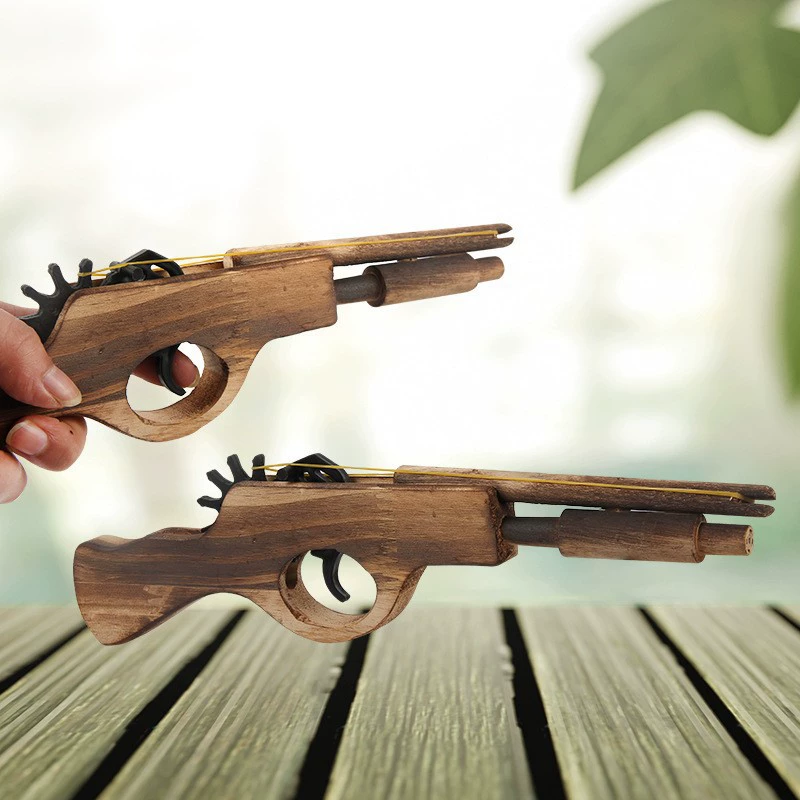 Wooden realistic hair rope from natural wood, travel toy for leisure, nostalgia