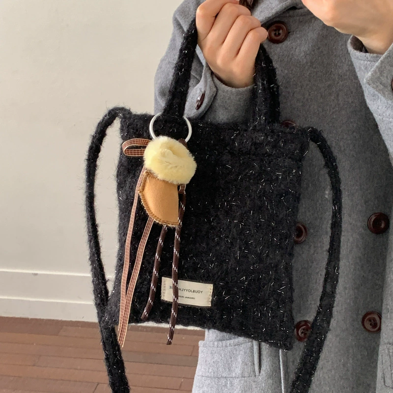 Red winter atmospheric one-shoulder bag, Korean style