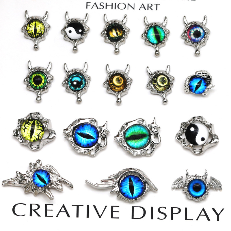 Devil's Eye dark niche nail jewelry three-dimensional cat's eye beads metal nail decoration Halloween Devil's Eye dark niche nail jewelry three-dimensional cat's eye beads metal nail decoration Halloween