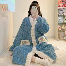 睡衣女秋冬季睡袍加肥加大可爱时尚纯色珊瑚绒冬天加厚家居服浴袍