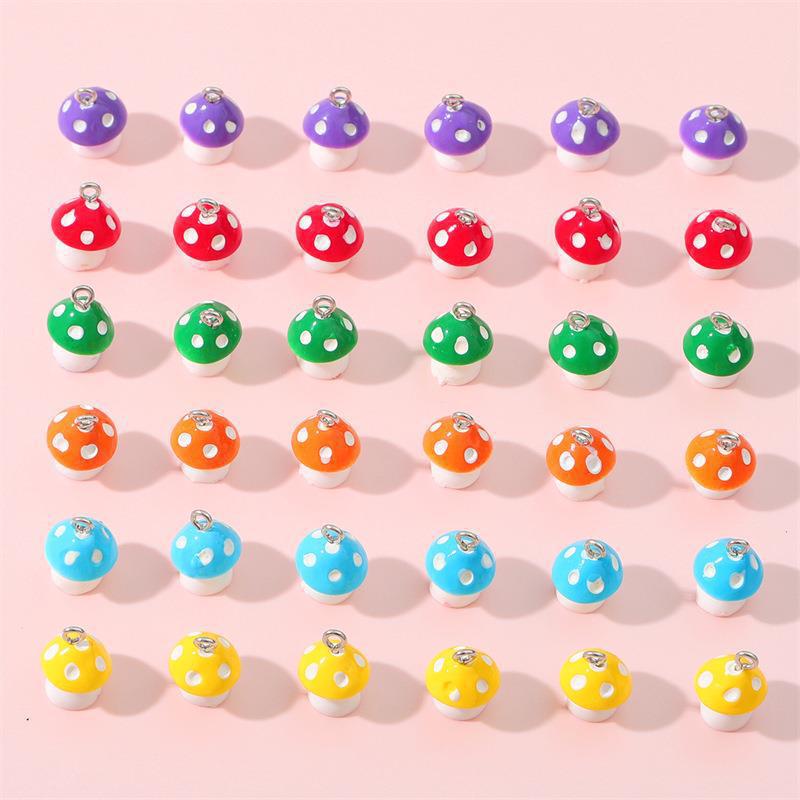 Ins Cartoon Resin Small Mushroom Pendant DIY Handmade Bracelet Earrings Beaded Jewelry Keychain Pendant