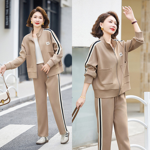 Fashionable and fashionable middle-aged and elderly mother suits for women fashionable middle-aged people clothes for spring sports two-piece set for women jogging shirts