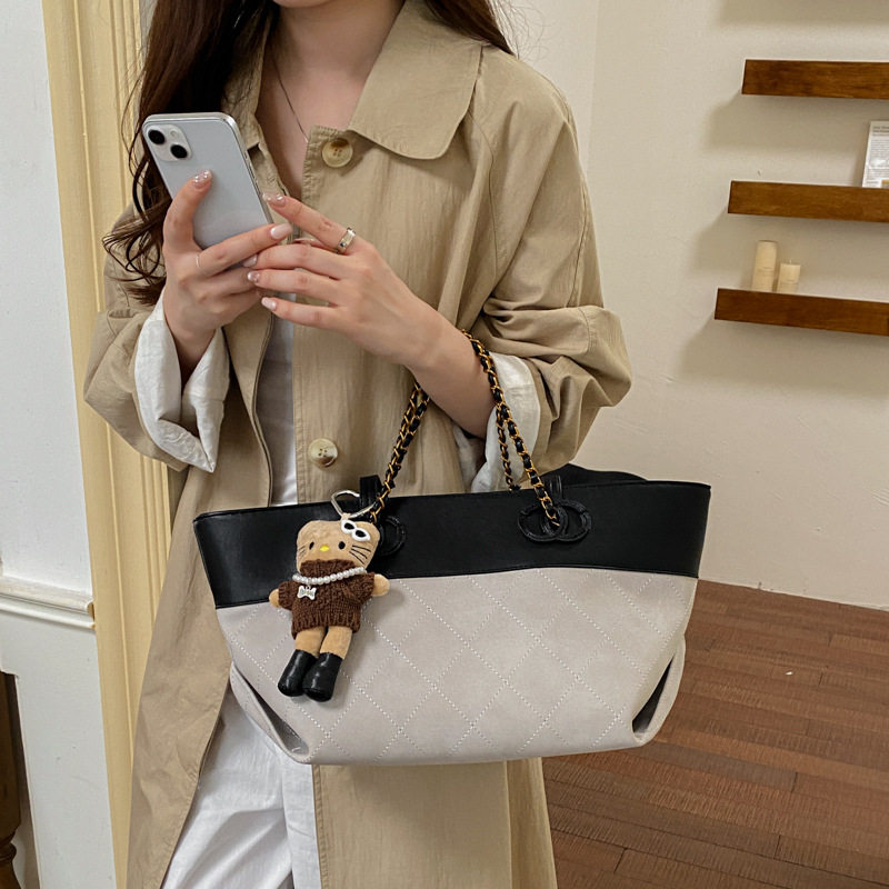 Túi tote nữ da PU cao cấp thiết kế tối giản dáng shopping bag dung lượng lớn đi làm — Màu vàng nâu không có mặt dây chuyền, Màu xanh lá cây không có mặt dây chuyền, Màu xám không có mặt dây chuyền, kaki không có mặt dây chuyền chi tiết 21