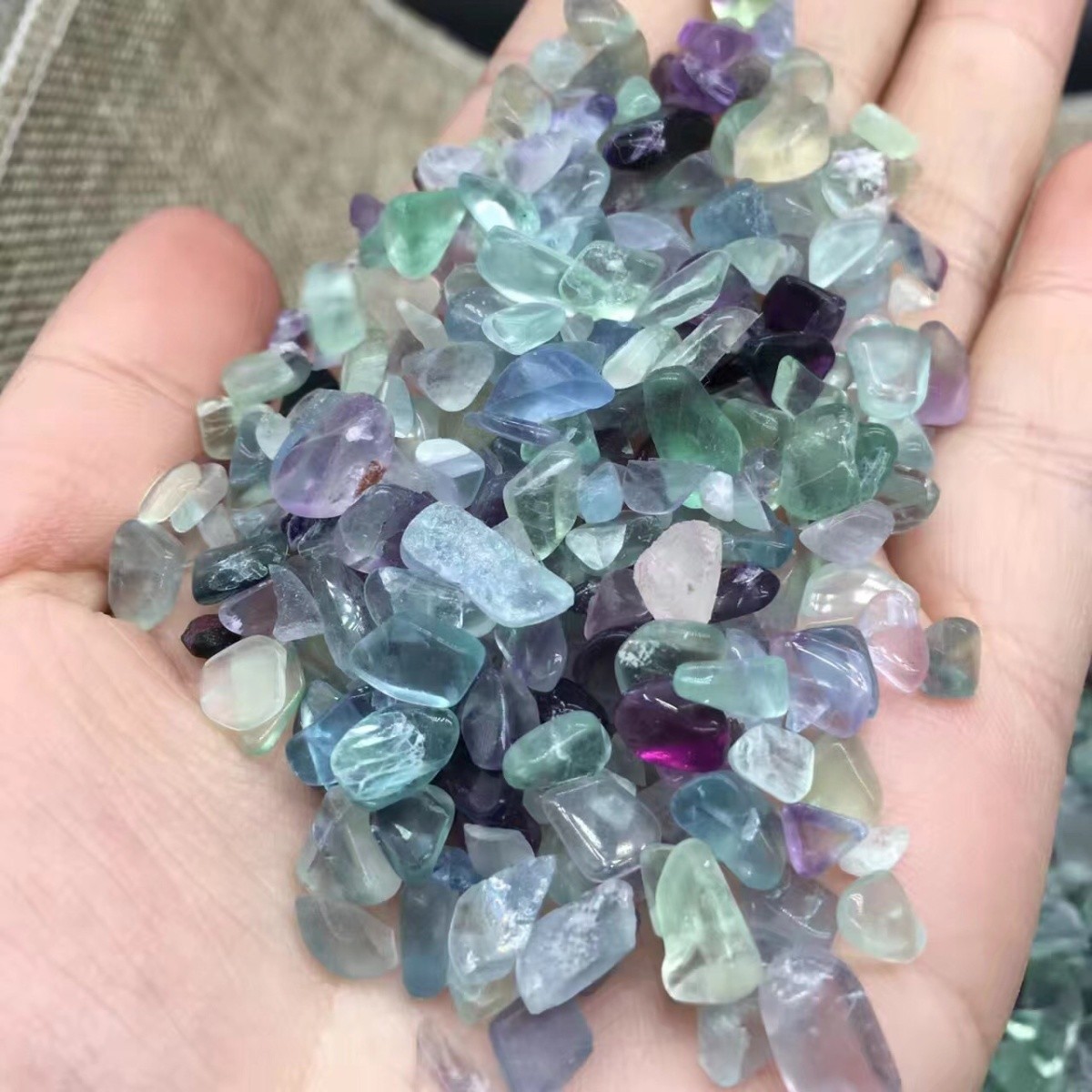 Colored fluorite / 3-5mm 100g