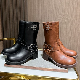 平底凉鞋;女式皮靴;平底拖鞋