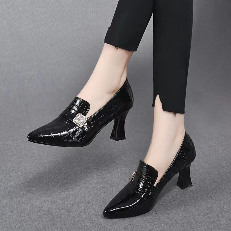 Genuine Leather Deep Mouth High Heels Women's 2023 New Spring Pointed Thick Heel Patent Leather Single-layer Shoes Spring and Autumn Commuter Working Shoes Genuine Leather Deep Mouth High Heels Women's 2023 New Spring Pointed Thick Heel Patent Leather Single-layer Shoes Spring and Autumn Commuter Working Shoes