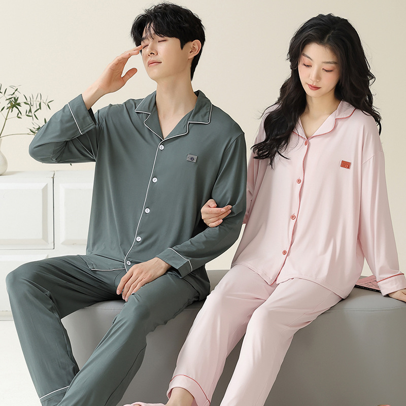 Pajama de pareja de primavera y otoño delgado moda pantalones de manga larga cardigan juvenil simple conjunto de ropa casera casual