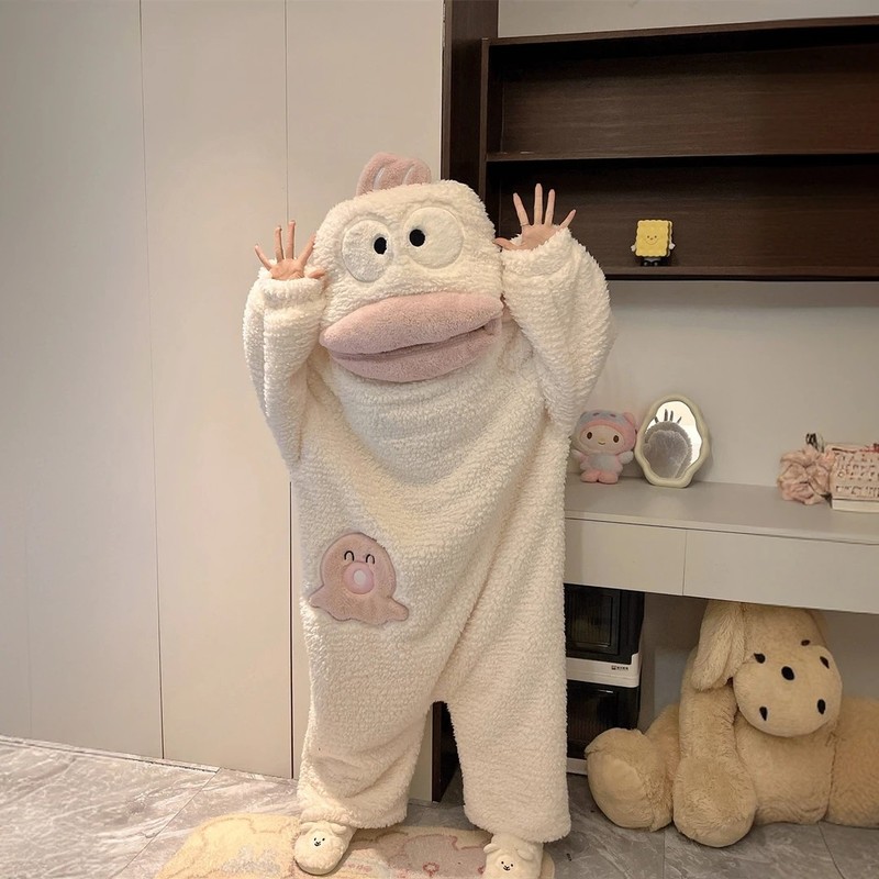 白色丑鱼汉顿连体睡衣女冬季珊瑚绒情侣款搞怪沙雕宽松大码家居服|undefined