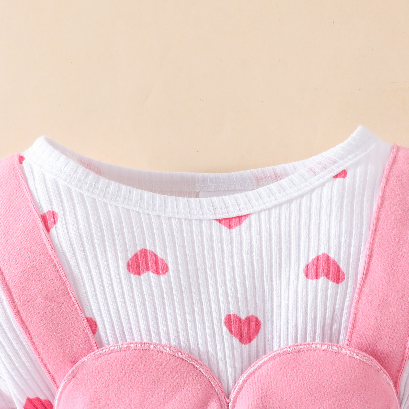 213g Weight Romper Children's Clothing Type Cotton Fabric Type Bodysuits Tops Type Baby(0-2Years) Age Group Regular Fit Fit Type Valentine'S Day Festival Heart Shape Pattern Spring, Autumn Season Girl'S Gender Cute Style Valentine'S Day Cute Heart Shape Cotton Baby Rompers 12