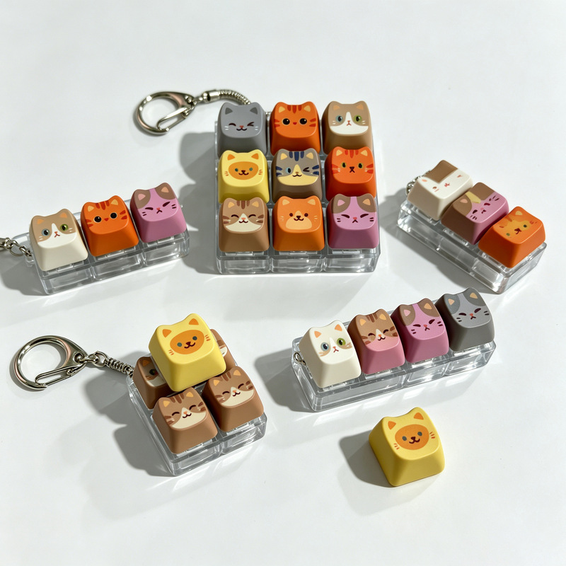 Cute cat keycap keychain, mechanical keyboard stress-relief ornament, multi-color combination, portable desktop decoration