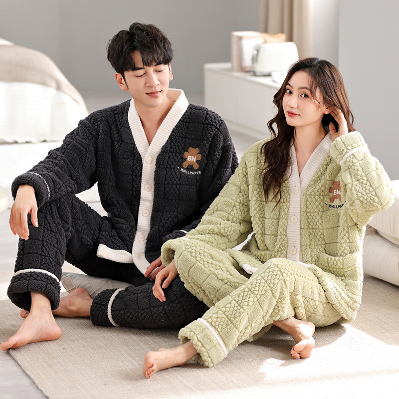 Coral polar pareja pijamas de invierno de las mujeres de manga larga kimono japonés con cuello en V estilo coreano de dibujos animados lindo traje de homewear de los hombres