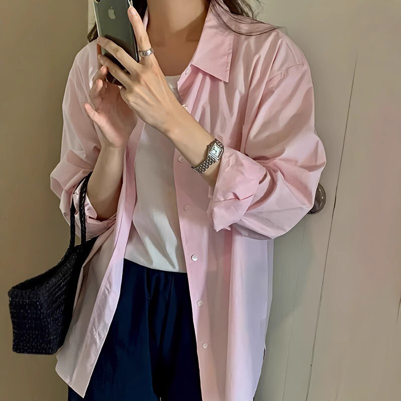 怠惰な風の長袖の日焼け止めのシャツの女性の夏の秋の韓系のゆったりとした重ね着感の上着の百合のカジュアルなシャツのコート|undefined