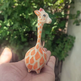 Деревянная фигурка жирафа ручная резьба