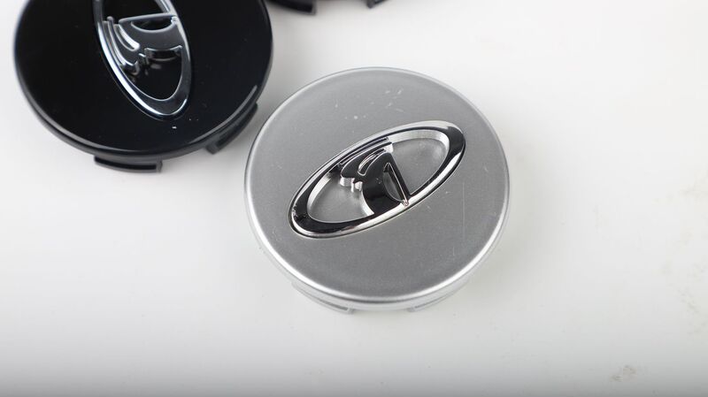 ラダ（LADA）ホイールキャップ装飾カバー、光沢シルバータイプ、ホイールセンター装飾穴カバー、卸売販売、在庫あり|undefined