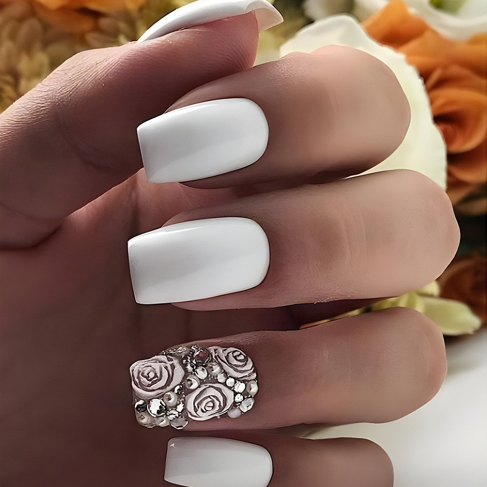 Transfronterizo 3D estereoscópico rosa plateada 24 piezas de parches de uñas en stock mezclados lotes de estilo retro lujoso manicure