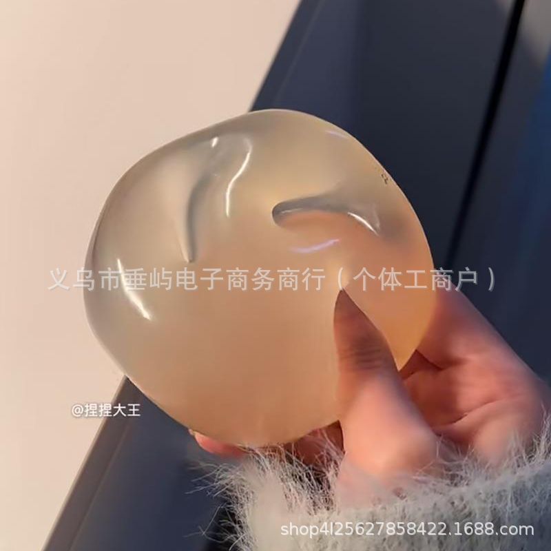 Jiyi Usachi Xiaoba ピンチスローリバウンド減圧おもちゃ水っぽいクリーム泥シリコーン Jiyikawa 卸売|undefined