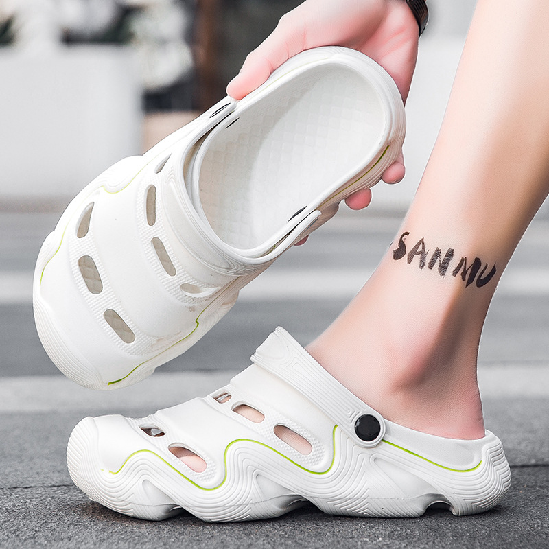 2025 verano grueso calzado agujero simple estilo transpirable anti-deslizante zapatillas frías para hombres zapatos de playa anti-deslizantes