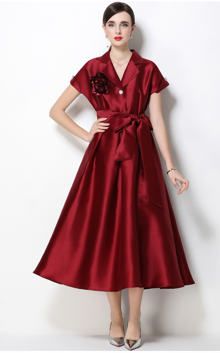Đầm maxi nữ hoa nổi tay ngắn cổ vest thắt eo jacquard xòe — màu đen, Rượu vang đỏ, xanh lam, màu hồng đậm chi tiết 6