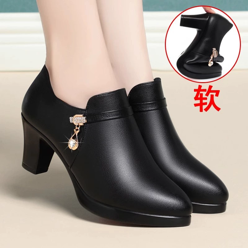 Весенняя и осенняя новая мягкая кожа на мягком подошве на среднем каблуке