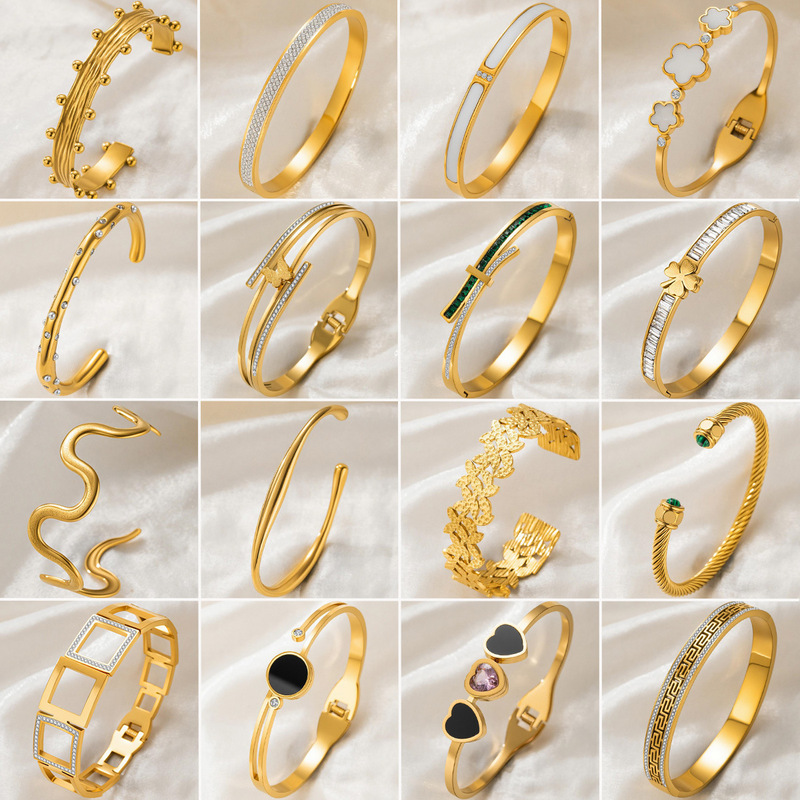 Cross-border dropshipping non-fading titanium steel C-shaped clasp four-leaf clover white shell 18k bracelet European and American fashion high-quality bracelet Cross-border dropshipping non-fading titanium steel C-shaped clasp four-leaf clover white shell 18k bracelet European and American fashion high-quality bracelet