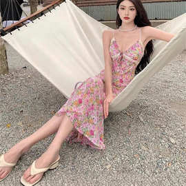 纯欲蕾丝边碎花吊带连衣裙女夏度假风海边沙滩裙辣妹高腰包臀裙子