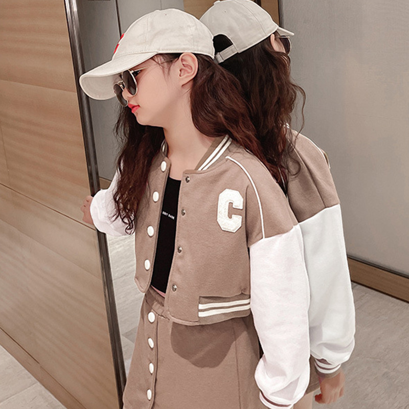 여자 스포츠 정장 2024 가을 새로운 야구 유니폼 재킷 대학 스타일 짧은 치마 캐주얼 투피스 세트