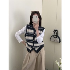 减龄复古条纹叠穿背心女日系风简约休闲格纹开衫圆领针织马甲