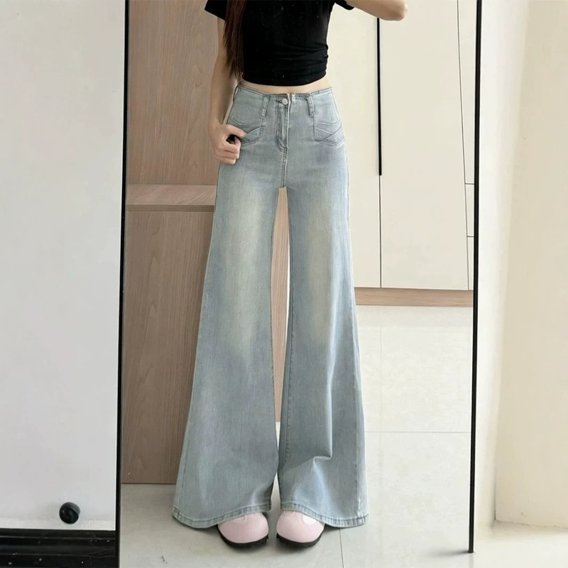 High Street American Style Sexy Jeans for Women 2026 New Model with a High-End Feel, Slightly Flared, Slim Fit, Versatile Long Pants