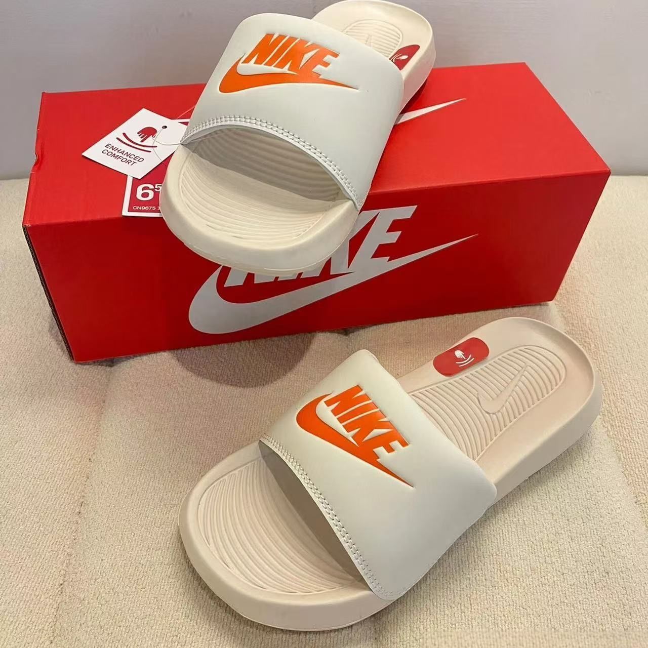 Nuevo gancho deportivo verano barroco pareja aj pantuflas hombres y mujeres playa antideslizante