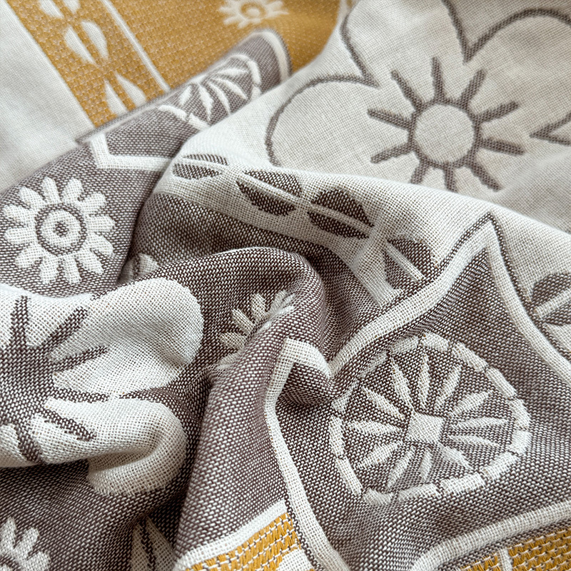 New Product: All-Cotton Four-Layer Yarn-Dyed Jacquard Tassel Gauze Bath Towel, Multifunctional Shawl, Blanket, Towel, Decorative Bath Towel