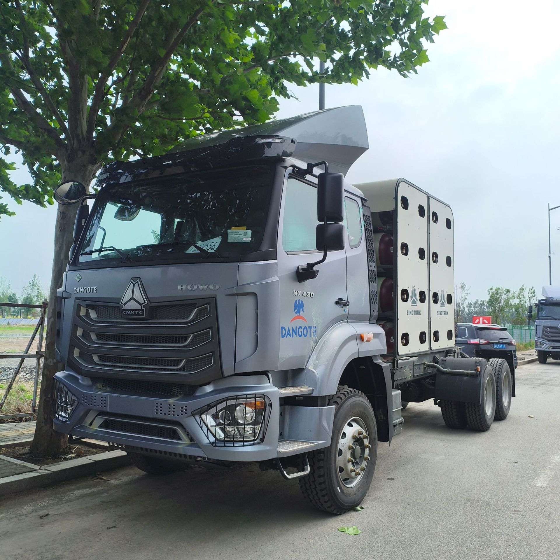 Used Dump Truck for Export, Shaanxi Automobile Delong F3000 6X4 Rear Eight-Wheel Dump Truck with Weichai Engine