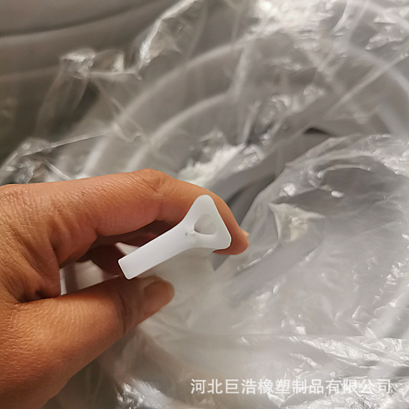 供应洗手台面盆防水条 干湿分离厨房卫生间挡水条 背胶自粘硅胶条