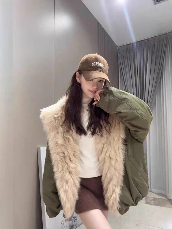 牛角扣大毛领羽绒棉服女款秋冬韩系独特超好看保暖连帽厚毛毛外套|undefined