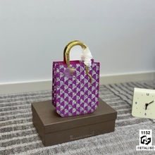 Serpenti Forever系列肩包跨境批发蛇头