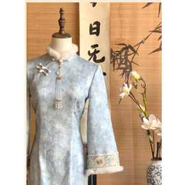 秋冬新中式蓝色改良旗袍温柔气质修身刺绣提花国风连衣裙