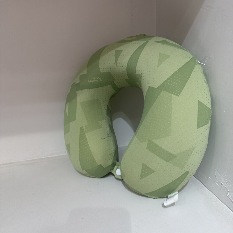 氷の糸の丸いプリントのu型枕の夏の記憶綿の氷の糸はゆっくりとスプリングバックします。|undefined