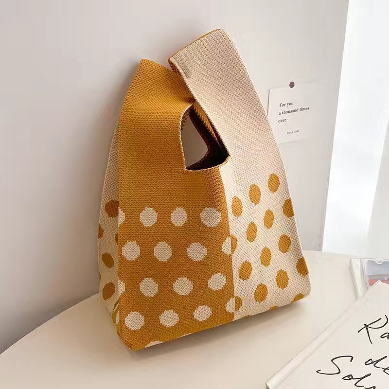 스플라이싱 폴카 도트 옐로우