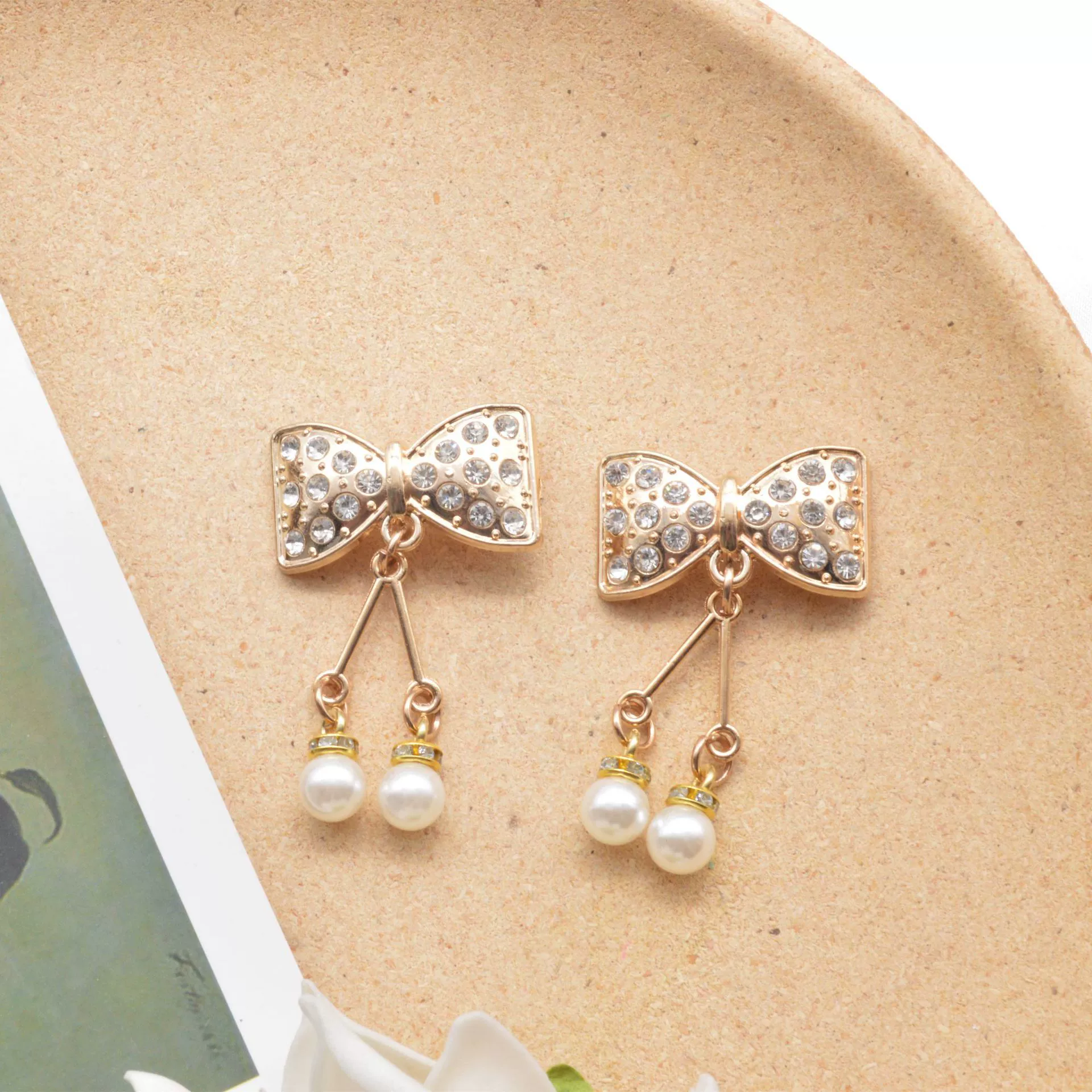 Модный лук бриллиант горный хрусталь брошь жемчужная булавка женский корсаж воротник сумка Аксессуары для одежды Ювелирные изделия