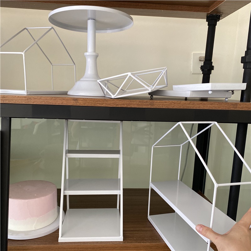 Decoración de hierro forjado blanco estante de exhibición bandeja de pastel estilo europeo estante de té de la tarde estante de refrigeración de comida fría estante de almacenamiento