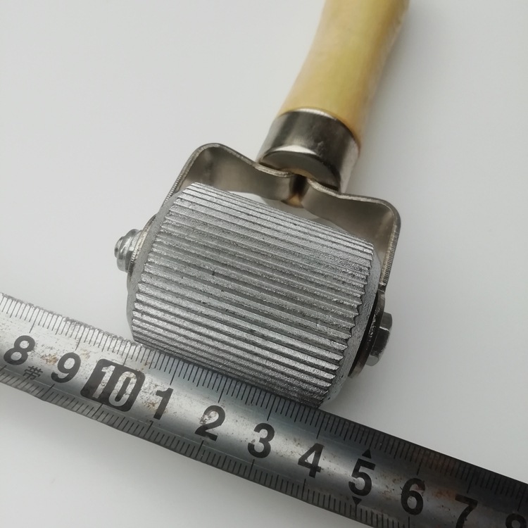 Rodillo de compactación de neumáticos para automóviles ensanchado gran rodillo de compactación herramienta de reparación de neumáticos rodillo de madera sólida rodillo de compactación de neumáticos de vacío