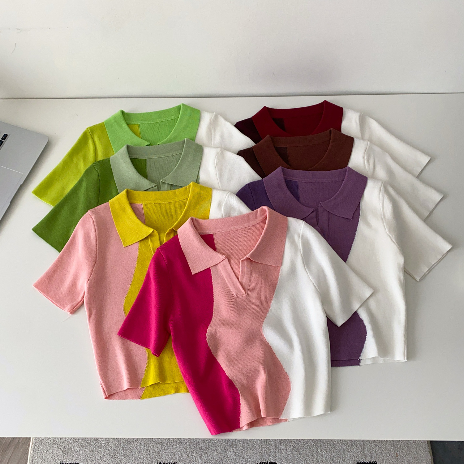 Schickes Retro-Polo-Strickoberteil – Kurzarmbluse mit Farbblock-Design, Retro-inspirierte Details, vielseitige Passform_voghion.com