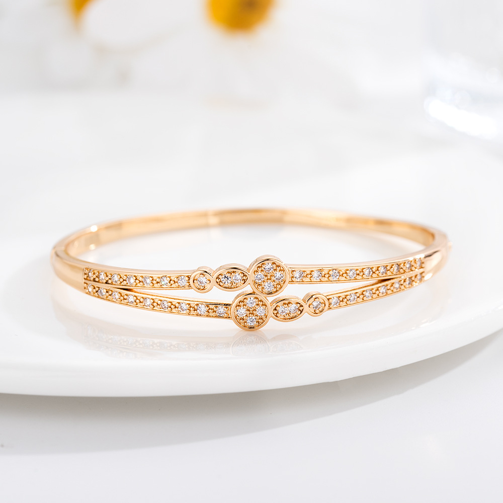 Doble irregular pulsera agujerada estilo femenino personalidad única inswind brazalete de pulsera al por mayor