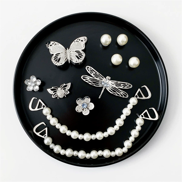 Silver Garden + Pearl + Chain [15 pieces of shoe buckles] only send shoe flowers
