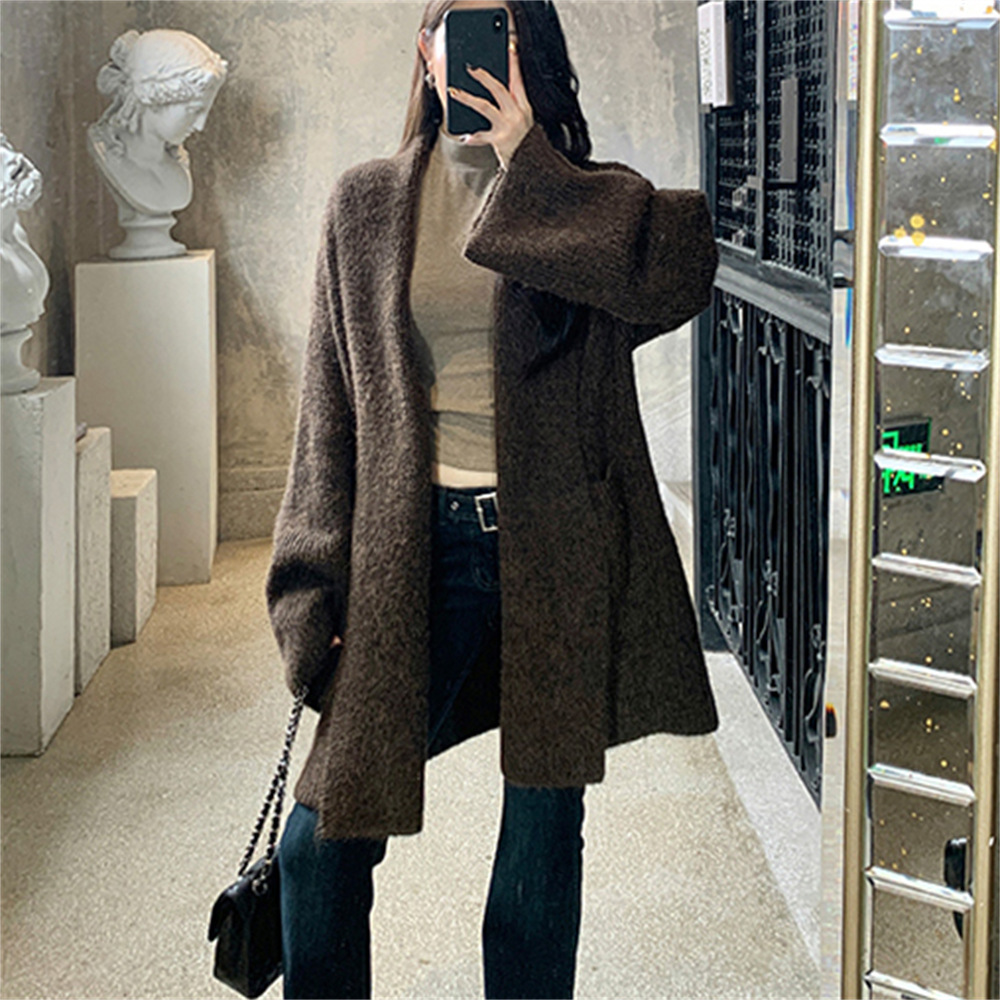 Elegant Mid-Length Retro Simple Knitted Cardigan for Women Autumn and Winter New Korean Style Lazy Style Loose Sweater Jacket for Women