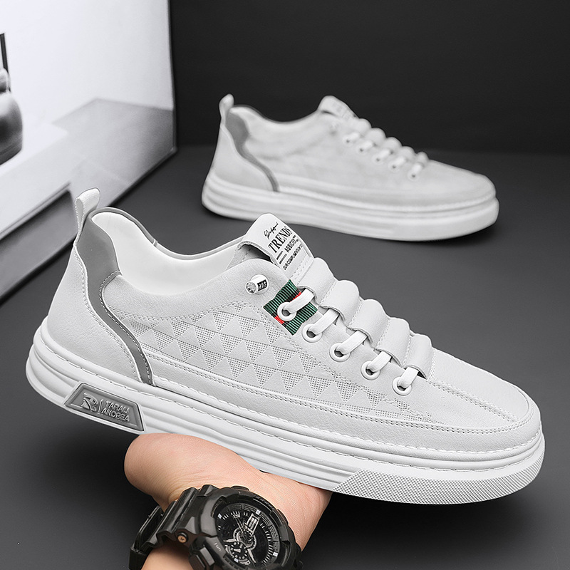 Zapatos de hombre 2026 nuevos zapatos de invierno transpirables zapatos de skate para hombre zapatos blancos casuales zapatos de cuero blancos versátiles zapatos blancos pequeños