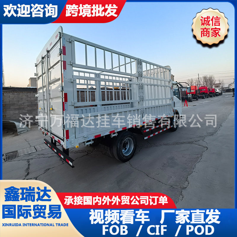 Exported to Africa: HOWO engineering dump truck, 6X4 box truck, front four-wheel rear eight-wheel high-rail transport truck